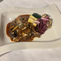 オーストリア産牛タンの煮込み