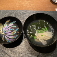 ラ・ボンバンス - ワカメ・筍・ウドと木の芽の椀物