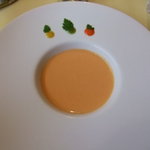 キャフェ＆ヴァン・シェ松尾 - パプリカとコーンの冷製スープ