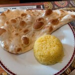 KUMARI RESTAURANT - スペシャルセットの付属品でチョイスしたハーフナン&ハーフライス