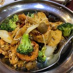 本格四川料理 麻辣先生 - 海鮮入り汁なし火鍋