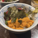 飯・酒場 コマメヤ - うにマグロ丼 1500円