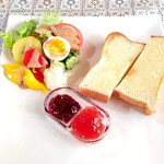 かくれんぼ - 料理写真:トーストセット　700円