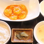 萬花京 - プリプリ芝海老のチリソース煮