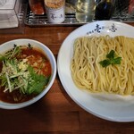付麺屋 壱志 - 太陽のトマト麺？とのコラボの付け麺（990円）。