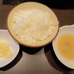 Yuzu An - ご飯小、ガリ、コラーゲン入り魚介と丸鶏だし（鍋から）
