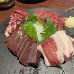 Akagyuuyakiniku To Basashi Tabetomo - 