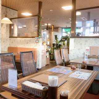 珈琲といんどかれーの店 たんぽぽ_2