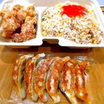 嬉しい餃子商店 - 