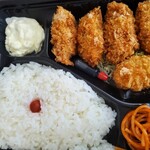 にこにこ弁当 - この時期だけどカキフライにしてみました