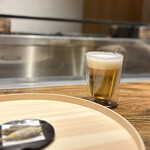 温石 - 生ビールは、乾杯よりも豆鯵ちゃんと一緒をオススメいただきました！
      たしかに〜♪