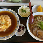 餃子の王将 - 亀山2号店オリジナルメニューのラーメン定食