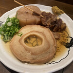 おでん まる米 - おでん　大根、牛すじ、車麩