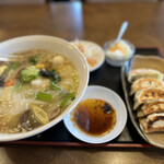 台湾料理　聚宝園 - 