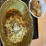 汁なし担々麺 くにまつ - 料理写真:汁なし坦々麺と焼豚丼ハーフ