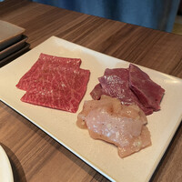 焼肉うしごろ 新宿三丁目店 - 