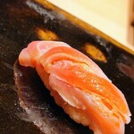 鮨 龍次郎 - 大トロ蛇腹