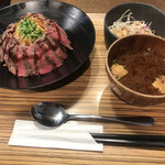 佰食屋 - 