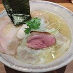 ジャパニーズ ラーメン 五感 - 