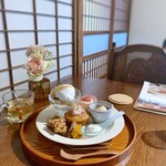 COTONOHA - Afternoon Tea お茶の薬草ドリンクバー付き