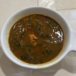 カレーブース とんがらし - ほうれん草チキンカレー ハナビラタケ入り