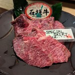 肉の変態集団 疾風ホルモン - 