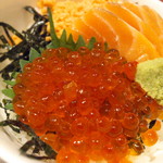 花菱 - 「しゃけいくら丼（北海道産）」