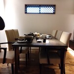 Soba Yasutake - 個室のテーブル