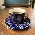 静かな時間を過ごすためのカフェCafePatra - ホットコーヒー ペルー