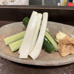 金町製麺 - 胡瓜とエシャレットの鶏味噌添え　430円