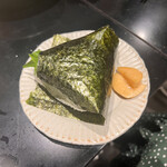 いざかやこばん - カリ梅鶏そぼろおにぎり330円