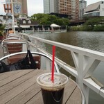 カナルカフェ - 東京でも指折りの爽快スポット