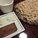 壱刻 - 高遠そばには大根汁と味噌がつきます