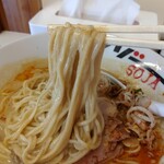 Toshizo Soja - 麺にスープがモッテリ絡みます