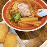 Shin tomi - 昔ながらの醤油ラーメン