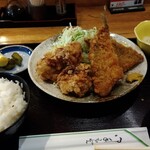 和の花 - 組合せ定食（鶏唐揚げ＋あじフライ）