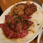 焼肉ホルモン 万千 - 