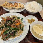 ぎょうざの満洲 - 料理写真: