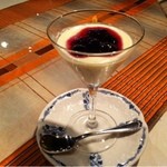 バロッサ - パンナコッタwithベリー