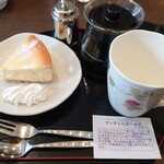 加藤珈琲店  - ニューヨークチーズケーキ コーヒーセット（682円税込）