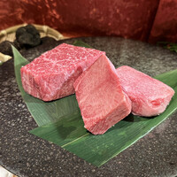 お肉屋 けいすけ 三男坊 - 