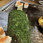 お好み焼き 福竹 - 青海苔とマヨネーズソース作り