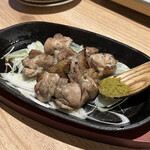 黒十 - 薩摩シャモのもも肉炭火焼き