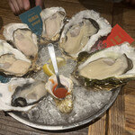 SALTY Oyster House - 