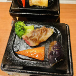 宿中屋 - 【油物】牛石焼き