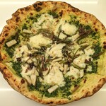 Fakalo pizza gallery - 蕪まるごと使ったピッツァ（アンチョビバージョン）