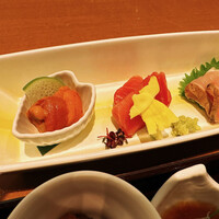 函館うに むらかみ 日本生命札幌ビル店 - 