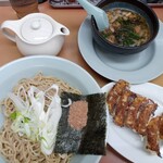 山岡家 - 期間限定、和節豚骨醤油つけ麺930円、LINE友達登録で餃子350円が無料(2023.4.16)