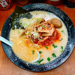 屋台ラーメン とんこつ貴生 - 