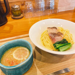 MACHIKADO - 真鯛つけ麺